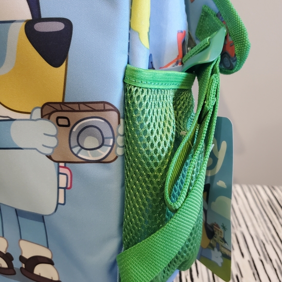 Bluey 2 Piece Backpack Set with Detachable Insulated Lunch Bag - Picture 5 of 11